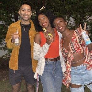 Meet your Posher, Alexus